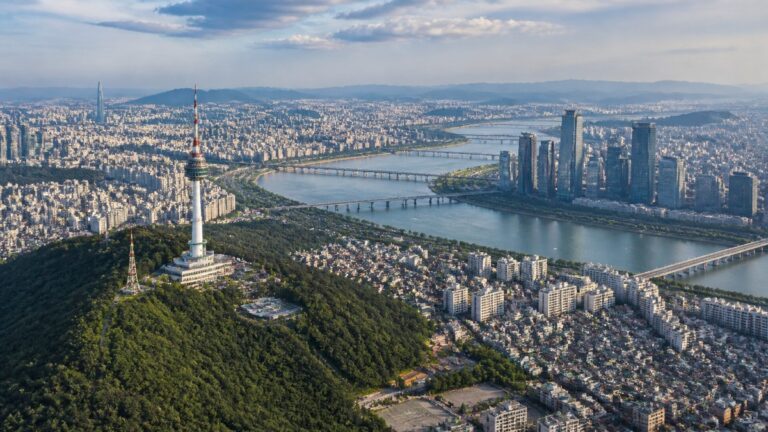 Hong Kong – Seoul